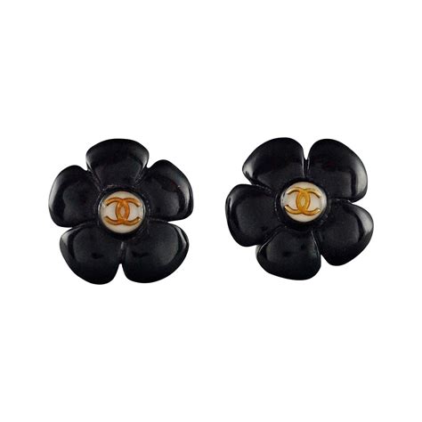 chanel flower stud earrings